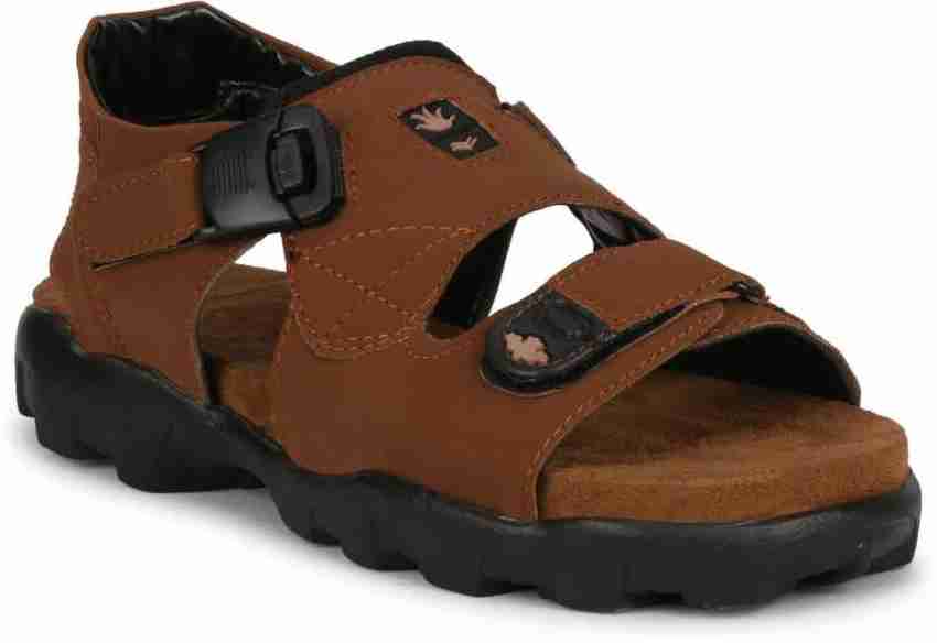 Sandals for men below 2025 500