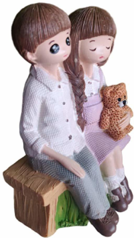Miniature couple dolls deals