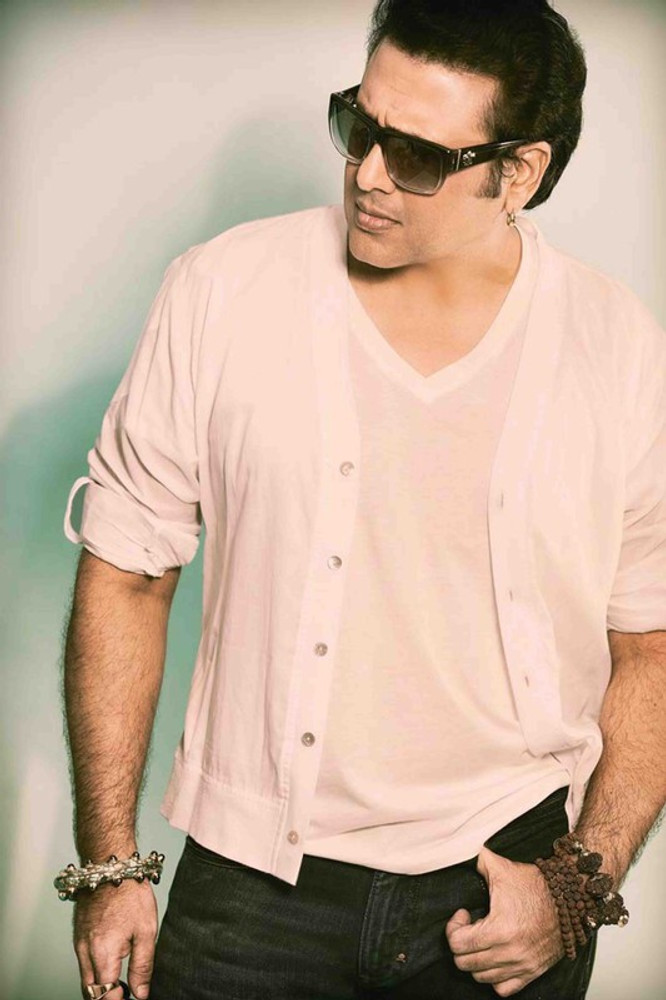 Old Movie Actor Govinda Poster | Wall Decorative Poster | Poster For Room |  High Resolution -300 GSM- (18x12) Paper Print - Decorative, Personalities,  Movies posters in India - Buy art, film,