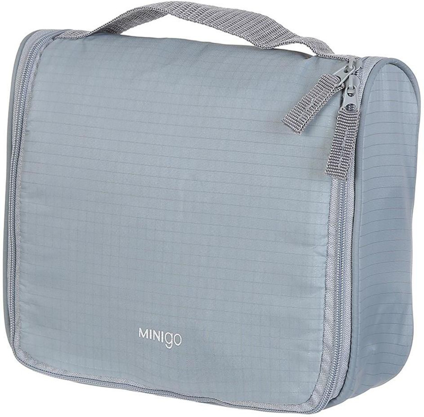 Miniso shop toiletry bag