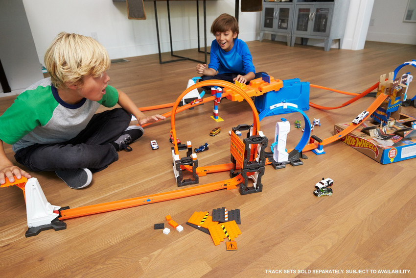 Hot wheels track flipkart sale