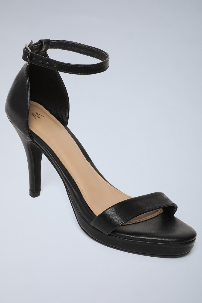 Black leather heeled online sandals