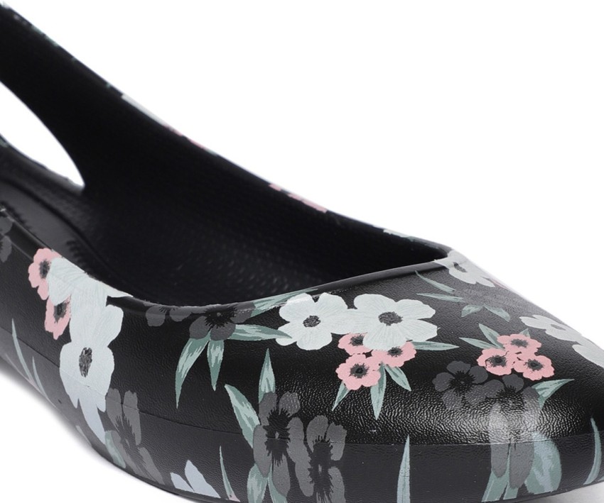 Women's Floral Ballet Flats with Rounded Toes - Multicolor