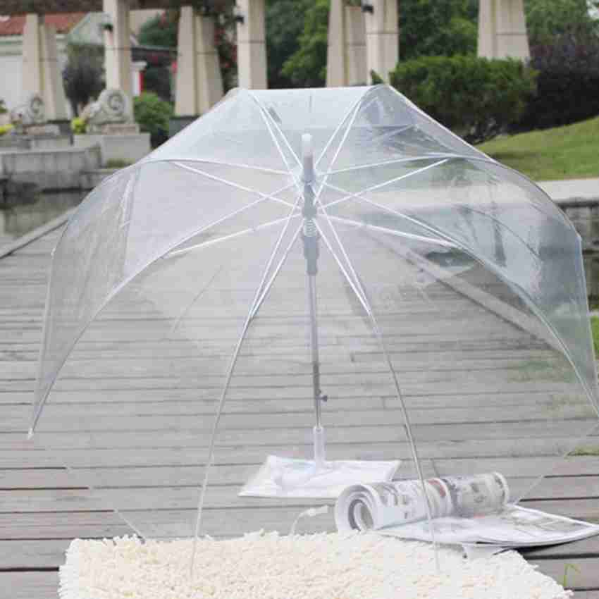 Outdoor umbrella wind resistant outlet