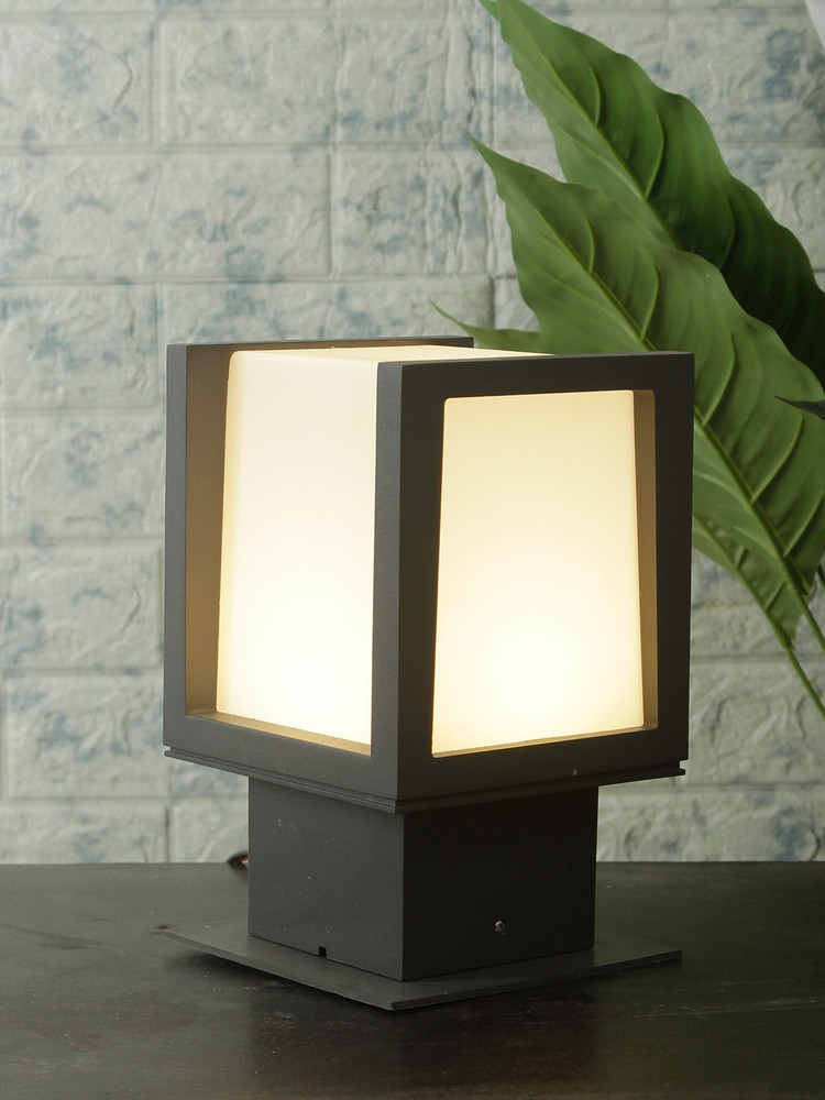 Philips gate sales light price