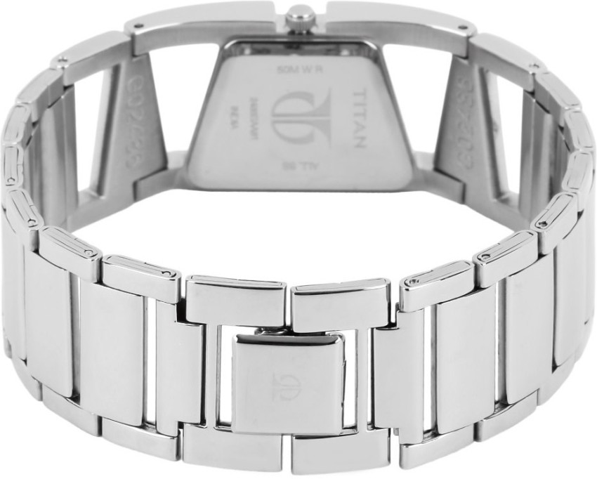 Titan 2025 watch 2486saa