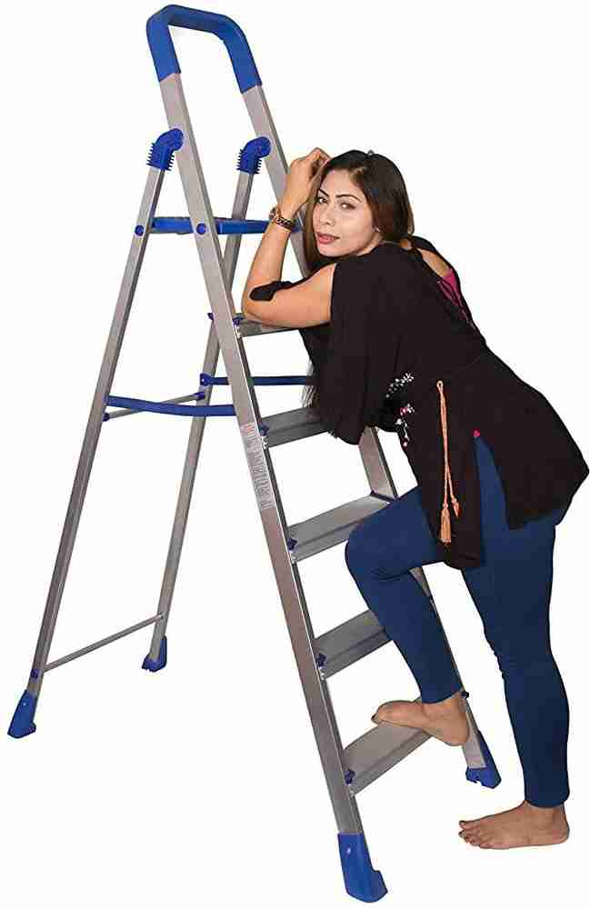 Heavy folding deals ladder