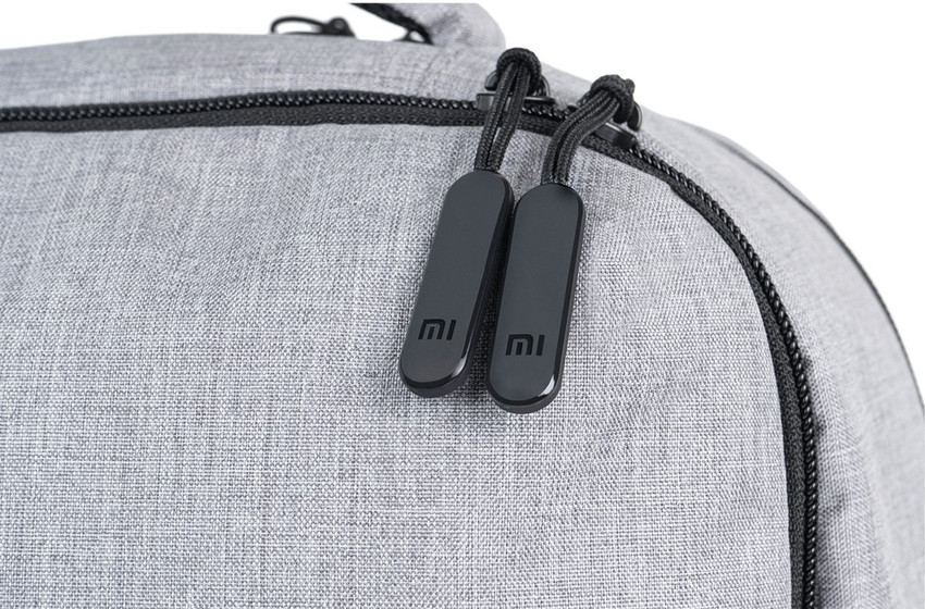Mi business store backpack flipkart