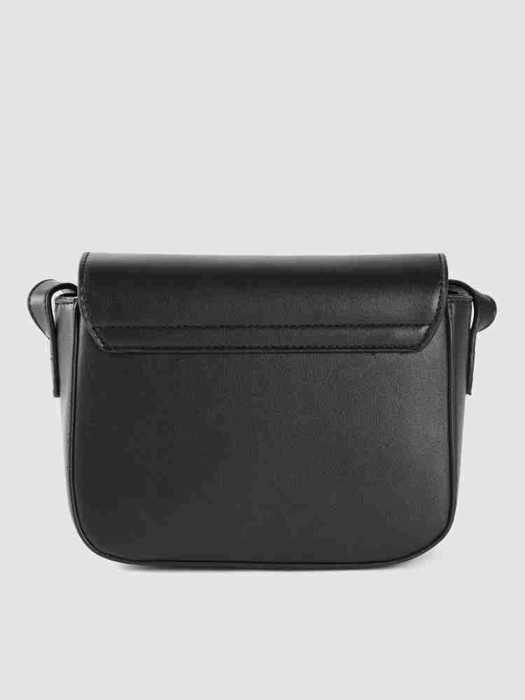 Mast and harbour outlet sling bags online