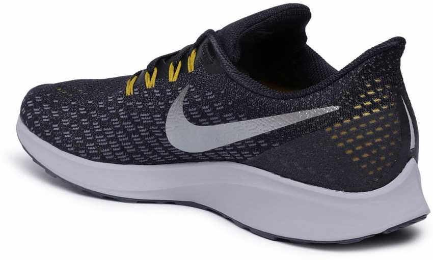 Air pegasus 35 black gold top