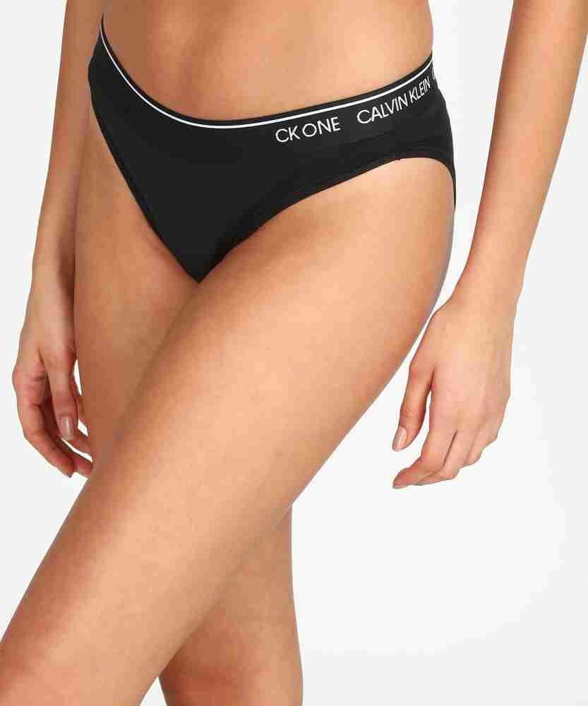  Calvin Klein Women's Pure Seamless Thong Underwear (S