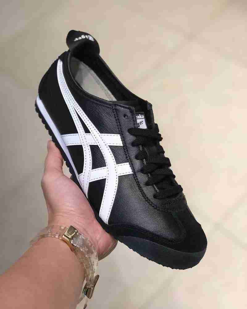 onitsukatigers ONITSUKA TIGER MEXICO 66 CLASSIC BLACK Sneakers For Men - Buy  onitsukatigers ONITSUKA TIGER MEXICO 66 CLASSIC BLACK Sneakers For Men  Online at Best Price - Shop Online for Footwears in India | Flipkart.com