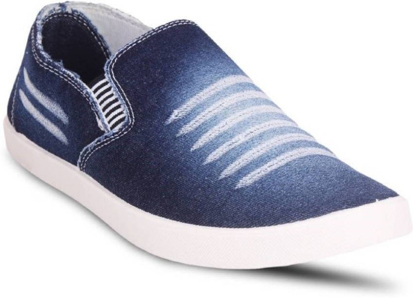 Jeans loafer sales shoes flipkart