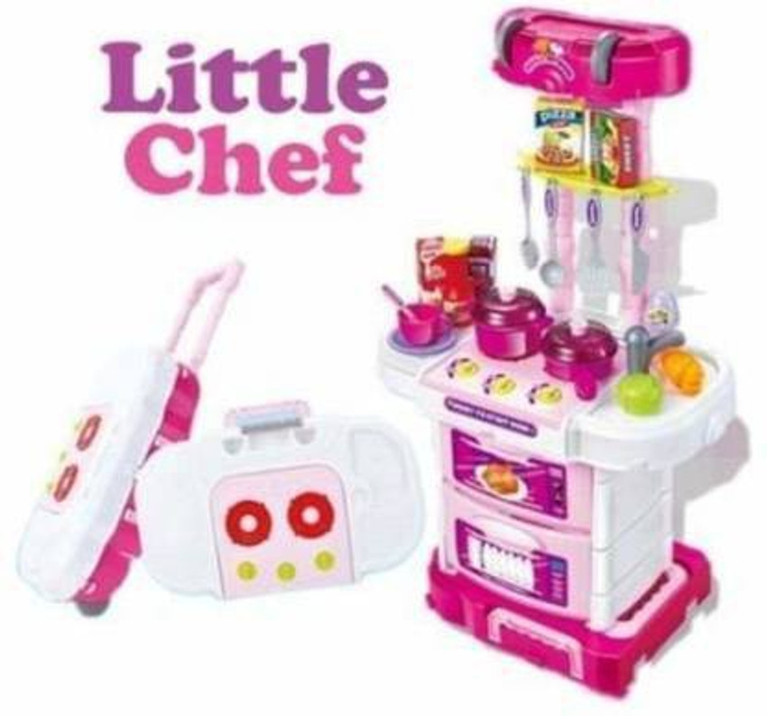 Small plastic play deals kitchen