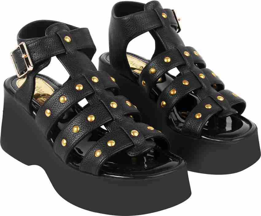 Catwalk black sandals 2025