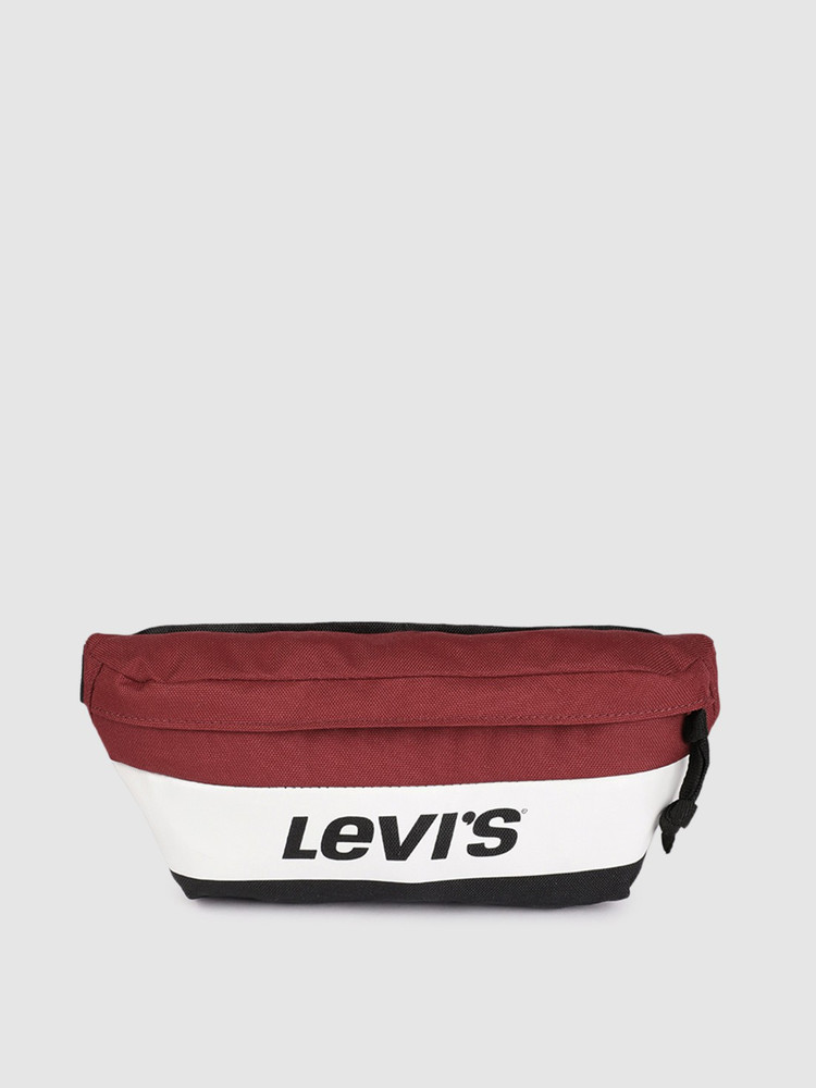 Discover 143+ levis waist bag latest kidsdream.edu.vn