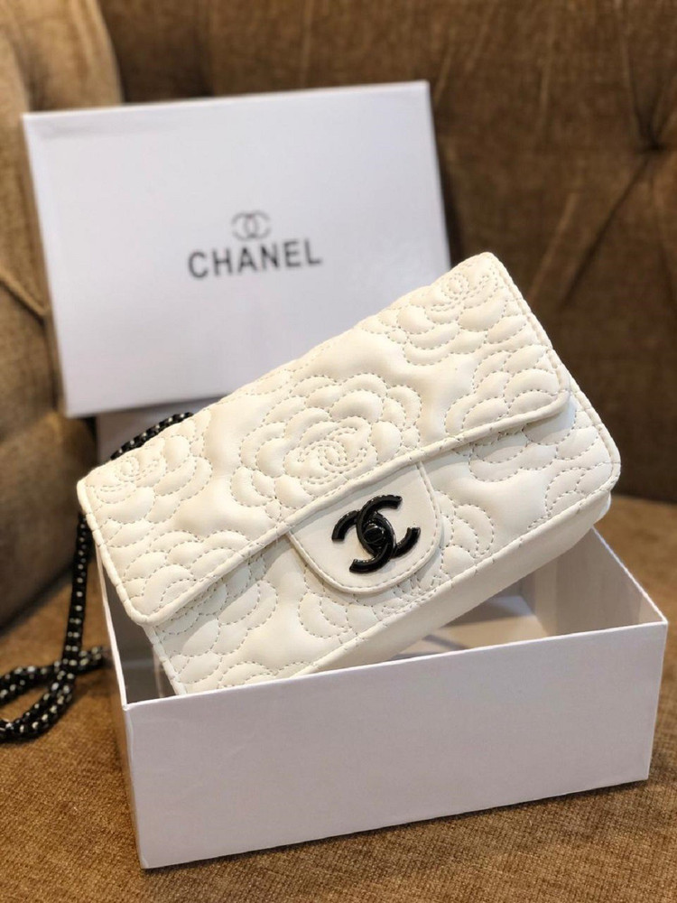 Chanel sling discount bag white