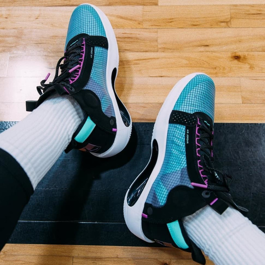 Air jordan top 34 retro blue