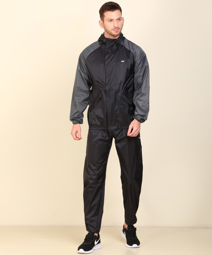 Wildcraft raincoat hot sale flipkart