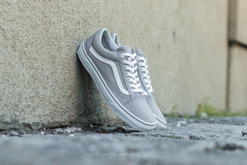 Vans old sale school mens Silver