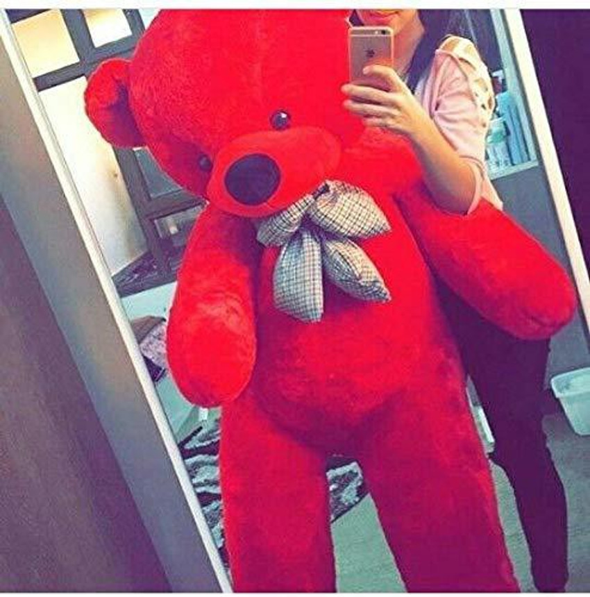A girl with teddy bear store