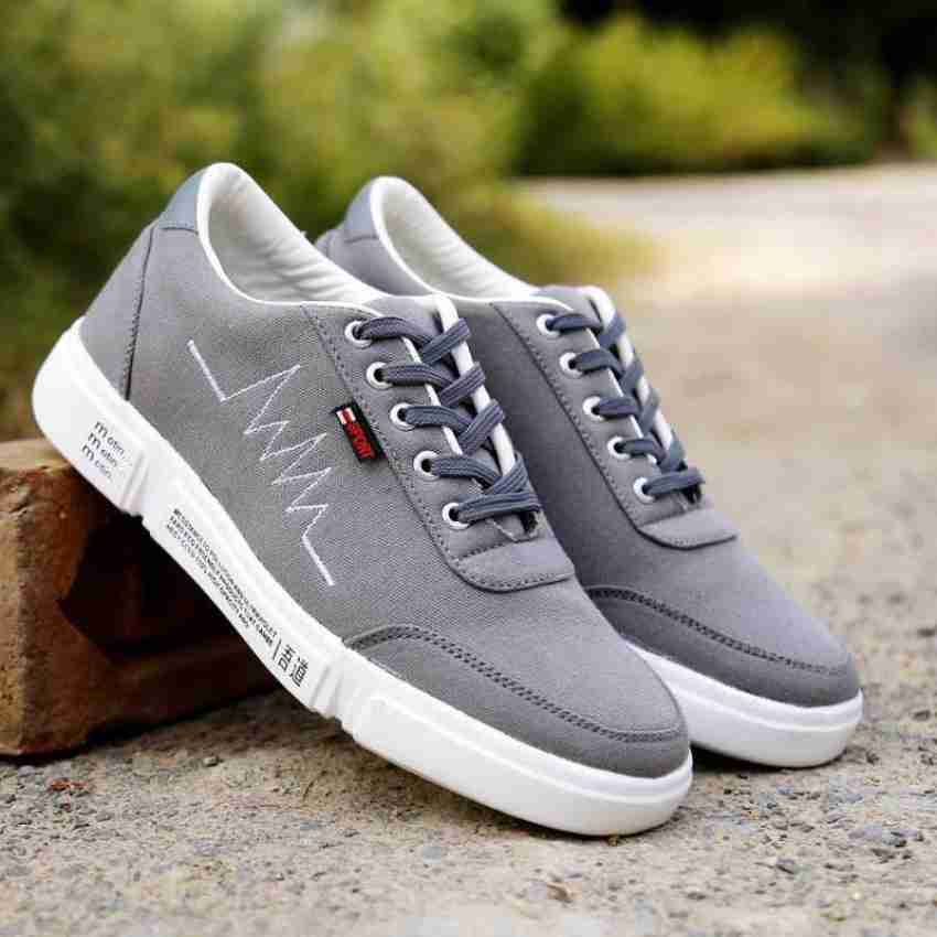 Men's casual sneakers outlet 2018