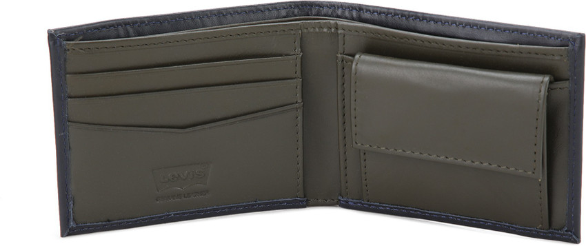 Levis wallet flipkart on sale