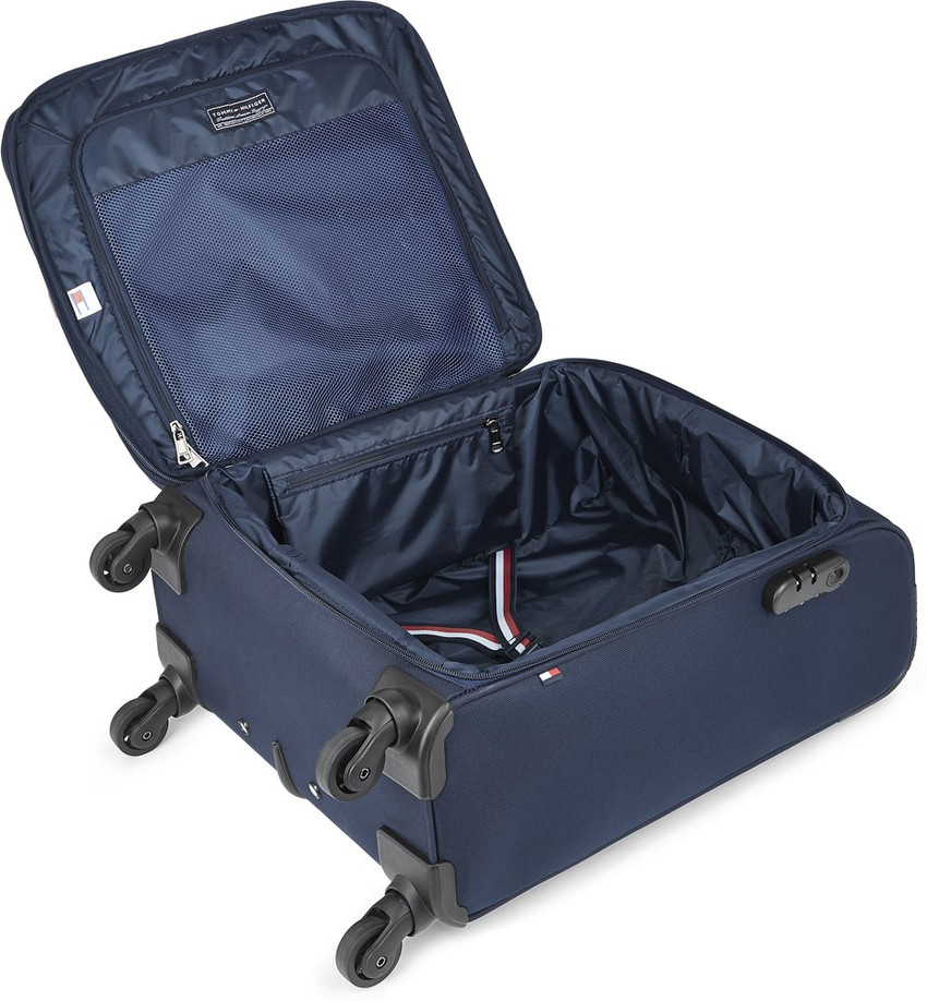 Tommy hilfiger cabin suitcase store