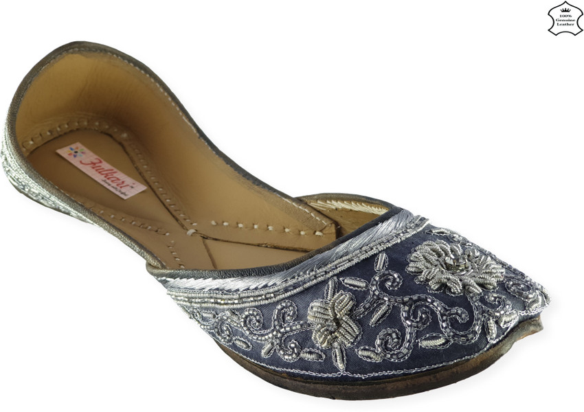 Fulkari Fulkari Women s Marigold Gunmetal Silver Genuine Soft Leather Juttis Bite and Pinch Free Jutis Punjabi Jutti For Ladies Wedding Flat Stylish Mojari Bridal Ethnic Flats For Girls