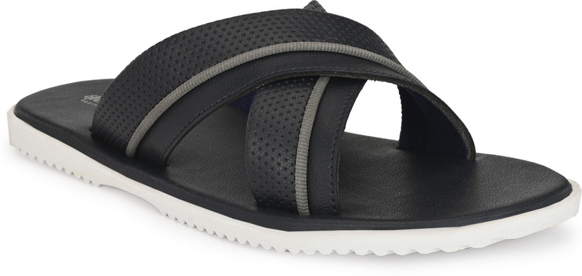 George flip flops 2025