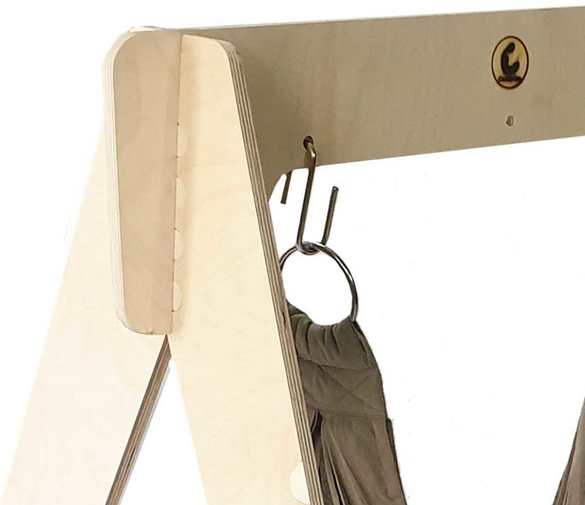 Cloth cradle stand shop