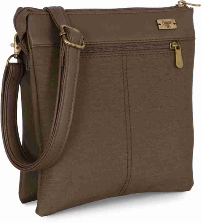 Baggit men's hot sale sling bag