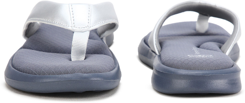 Athletic works best sale flip flops womens