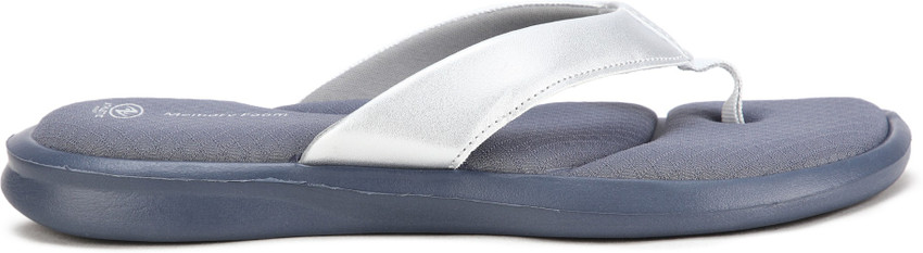 Athletic works women's flip flops clearance