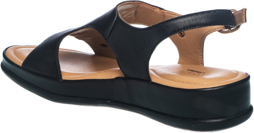 Khadims deals sandals flipkart