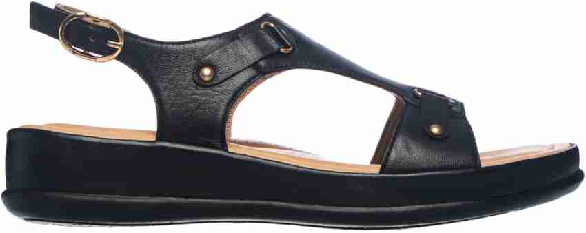 Khadims deals sandals flipkart