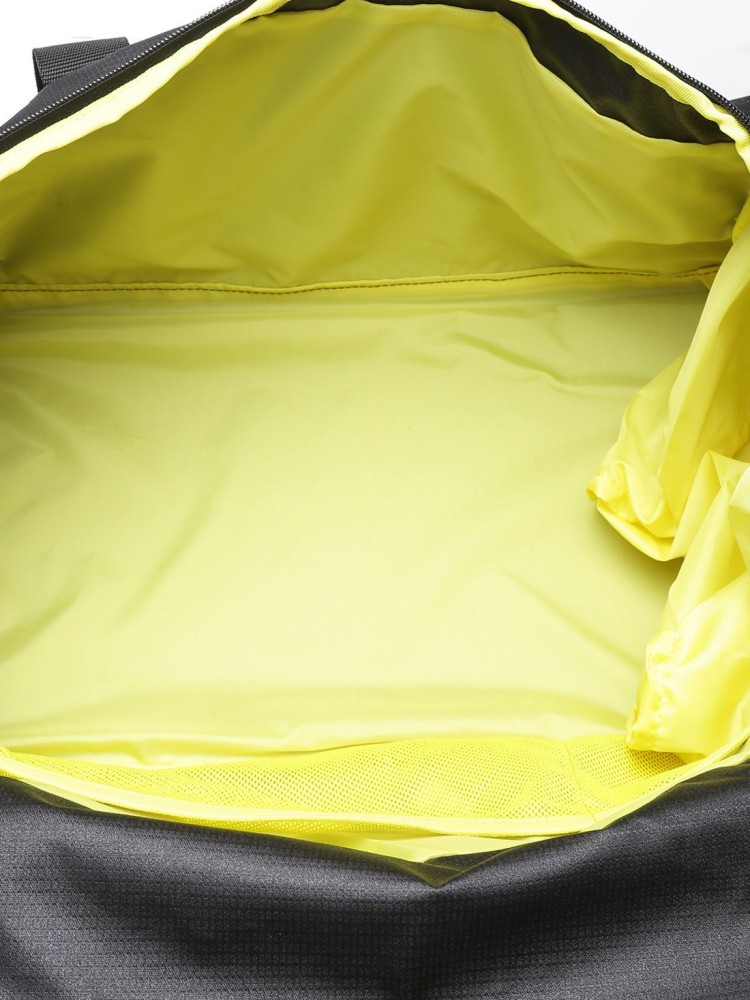 Nike Duffel Bag in Yellow