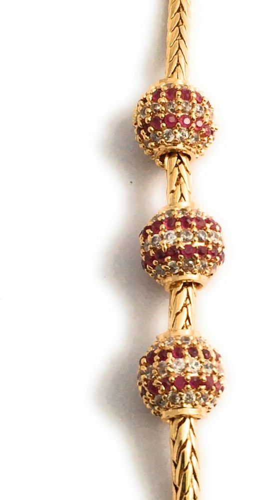 Thali deals chain brooch