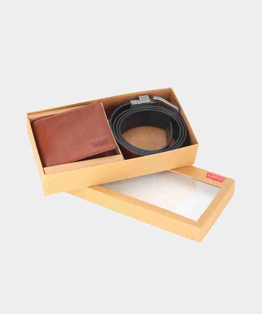 LEVI S Wallet Belt Combo Price in India Buy LEVI S Wallet Belt Combo online at Flipkart