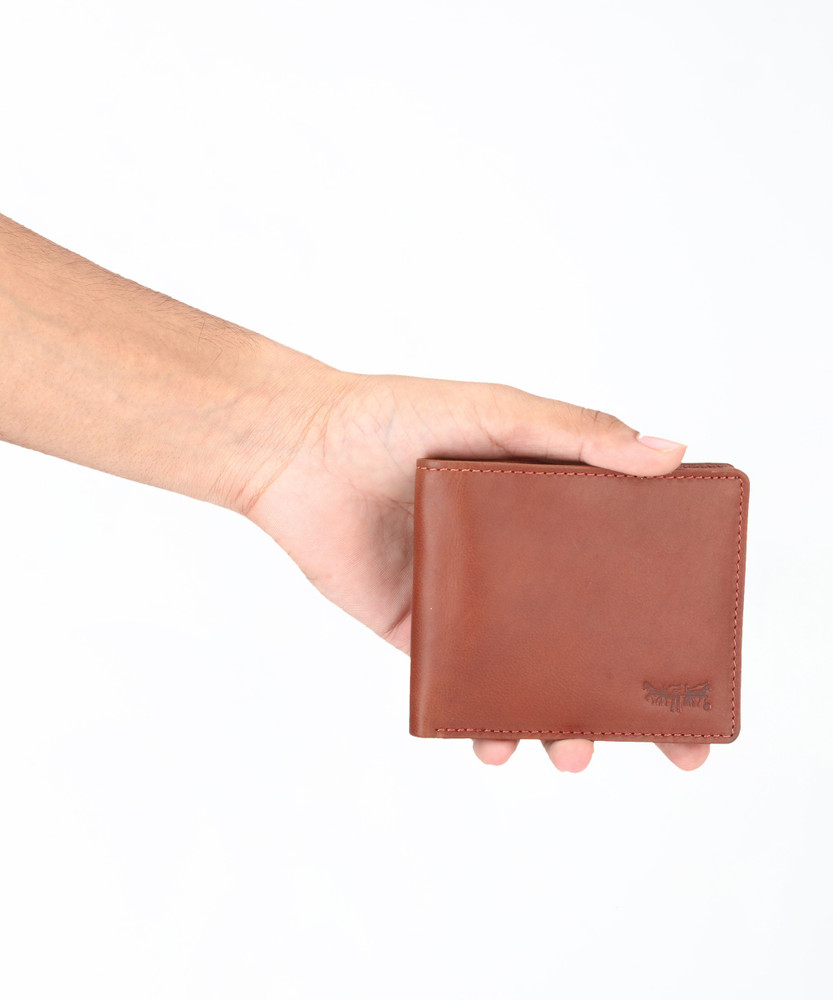 LEVI S Wallet Belt Combo Price in India Buy LEVI S Wallet