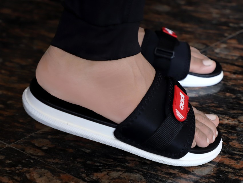 Supreme Black Flip Flops Sliders for Men