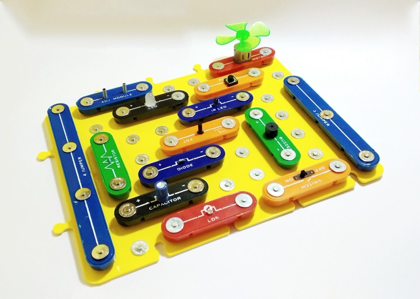 Electronic blocks store toys