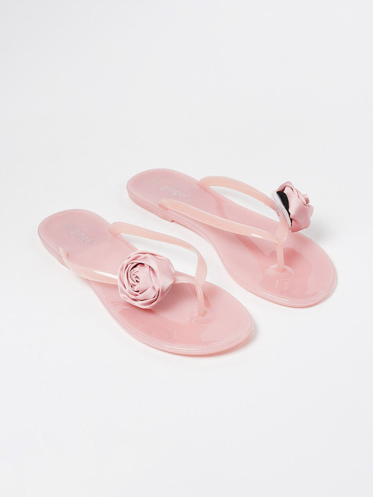 Ginger chappal 2024