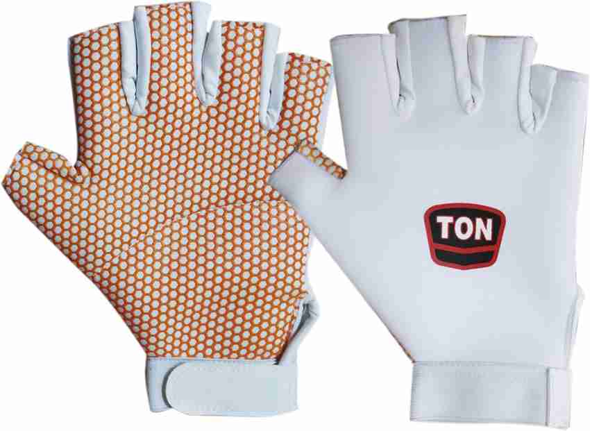 Fielding gloves clearance