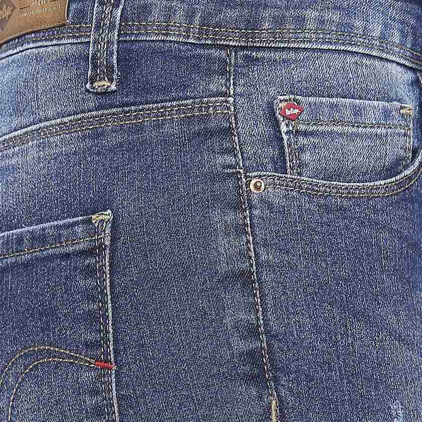 96767 Indigo Distressed Capri Jeans