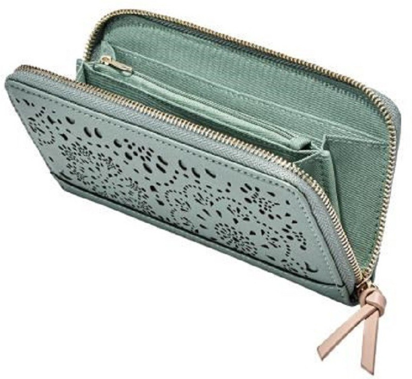 The style collection wallet oriflame outlet