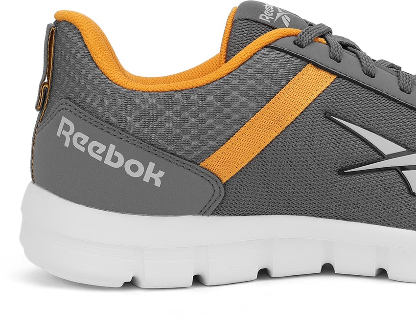 Reebok men's city sales runner running shoes