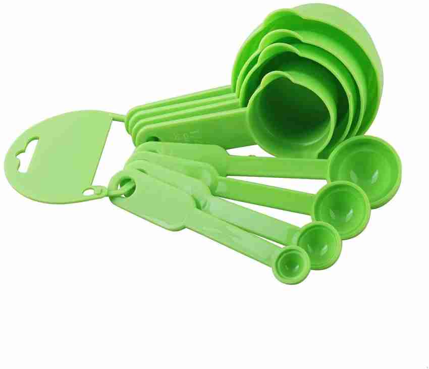 Green on Black Measuring Cup and Spoon Set