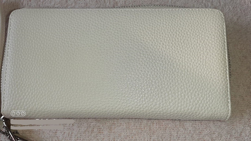 Oriflame Women White Artificial Leather Wallet White Price in