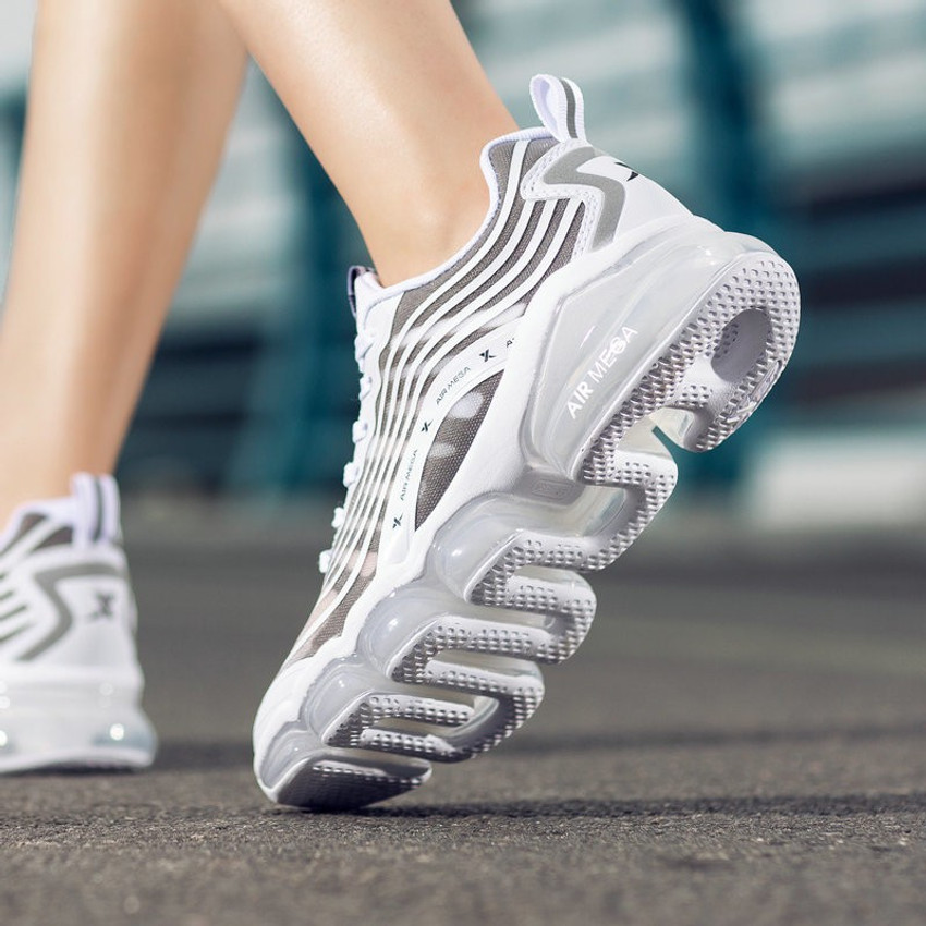 xtep air mega running shoes